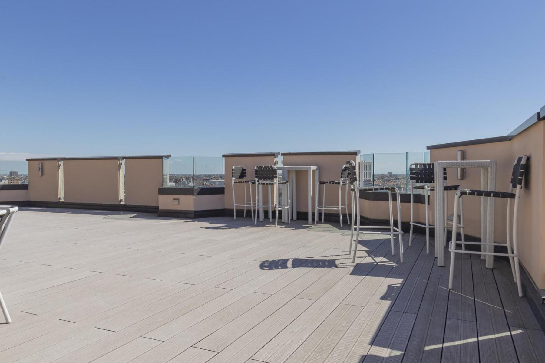 San Babila Central Tower With Panoramic Terrace Overlooking Duomo By Rentopolis Milán Exteriér fotografie